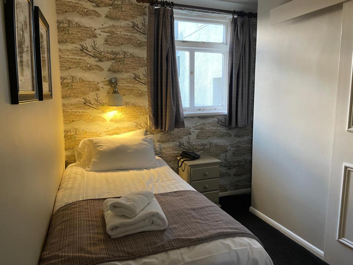 The Bridge Inn Holmrook Esterno foto